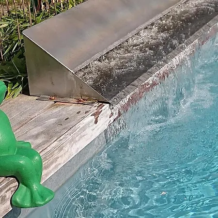 Alte Kaeserei Koessern 度假居 *